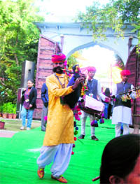 The Bagpipers at JLF