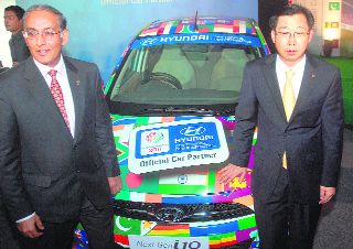 ICC Chief Executive Haroon Lorgat (L) and HW Park, MD & CEO, Hyundai Motor India, at a press conference for the announcement of Hyundai as the official car partner of the ICC Cricket World Cup 2011, in New Delhi on Tuesday.