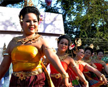 Artistes from Thailand perform at Surajkund Crafts Mela