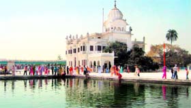 There are 58 gurdwaras in India and Pakistan which are named after the trees that grow there