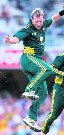 Brett Lee will be the lead bowler for the Aussies