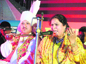Folk singer Manpreet Akhtar (right) and Suresh Yamla perform at a Sufi nite in Ludhiana on Saturday night.