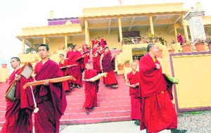 A far larger number of youngsters, however, continue to cling to the old, ancient culture. Many of them prefer to become monks and remain celibates