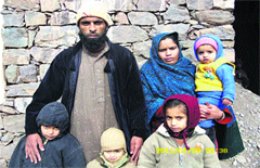 Shaukat Hussain with his wife Zaida Parveen and four minor children in the custody of the Army