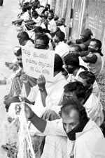 Lankan fishermen in Jaffna protest the intrusion of Indian into their waters