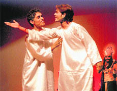 A scene from the play Parlok Ikk Darshan.