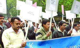 Journalists take out a rally to demand the immediate implementation of the Wage Board recommendations in New Delhi