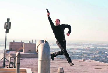 Jason Statham as Arthur Bishop in The Mechanic