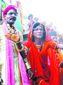 The Sethji Sethani Swang is a sort of fancy-dress competition