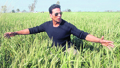 Akshay Kumar was recently shooting for Joker near Chandigarh. 