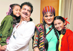 The team members of Chhoti si Zindagi
