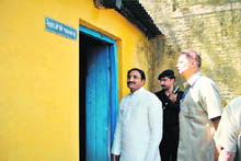 Chief Minister Ramesh Pokhriyal Nishank inspects the Nehru ward located at the Old Jail on the Haridwar Road in Dehradun on Sunday. 