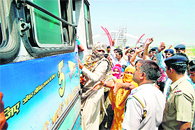 Farmers court arrest in protest against the land acquisition for industrial model township at Khedisadh in Rohtak district on Monday.