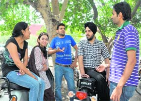 Hersohena, Pallavi, Sangeet Sharma, Manmeet Singh and Rajan discuss plans for Wednesday