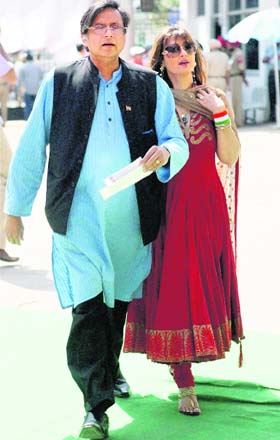 GLAM COUPLE: Congress MP Shashi Tharoor and his wife Sunanda Pushkar at the PCA stadium in Mohali