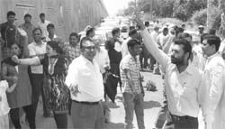  Residents block the Panchkula-Kalka highway