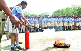 Children from Srijan School, Model Town, at a mock drill organised by the Delhi Fire Service in North Delhi 