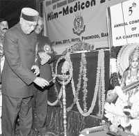 Chief Minister PK Dhumal inaugurates a medical conference at Barog on Saturday.