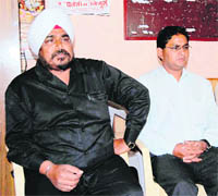 The Prajatantrik Bahujan Shakti Dals founder, Man Singh Bagga, addresses a press conference in Mussoorie on Wednesday.
