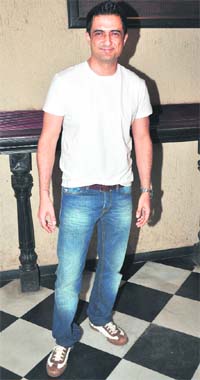 Happy hour: Sanjay Suri
