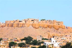 Carved out of yellow sandstones, Jaisalmer Fort was built around the 12th century on the Trikuta hills