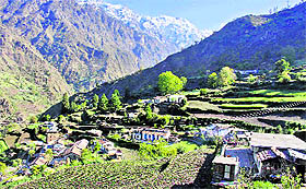 A view of the picturesque Bauna village of Kumoan.