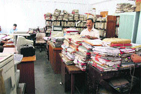 In view of the Darbar Move from tomorrow, employees in Jammu on Thursday pack office material to be shifted to Srinagar.