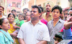 Ajit Singh, father of Abhijeet (manthan), narrates the incident in Ludhiana on Thursday
