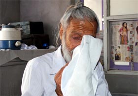 Balwant Singh, 70, who lost @@his family members in the blast, breaks down while recounting the trauma.
