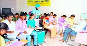 A coaching class in progress at Citizen Forum Vidya Mandir in Amritsar.