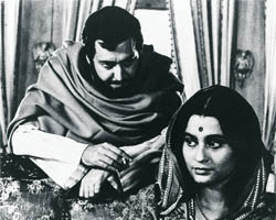 Swatilekha Chatterjee as Bimala in Ghare Baire