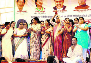 Congress Womens Wing launched an anti-corruption campaign against the state BJP government in Haridwar on Sunday