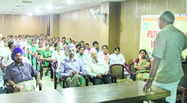 An expert from the World Health Organisation (WHO) addresses doctors, surgeons and nursing staff on patient safety during a two-day workshop at the DMCH, Ludhiana, on Monday.