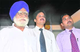 78-year-old Rashpal Singh (left), who has been operated through MICS with doctors of SPS Apollo Hospitals in Ludhiana on Tuesday
