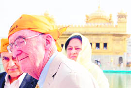 Justice John C Major, who heads the Commission of inquiry into the Kanishka tragedy, at the Golden Temple in Amritsar