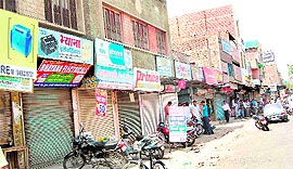 Shops remain closed during Sirsa bandh on Thursday.