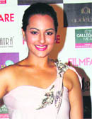 desi girl: Sonakshi Sinha