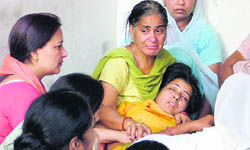 Sukhdeeps mother Baljit Kaur mourns his death in Ludhiana 