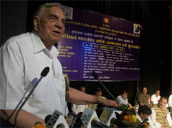 Former Governor of Madhya Pradesh Balram Jakhar speaks at an All-India Kavi Sammelan and Mushaira organised by the Haryana Sahitya Academy at Hindi Bhawan in New Delhi.