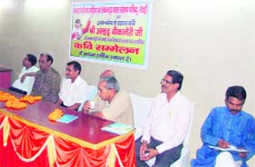 Halchal Haryanavi and others at Alhar Bikaneris commemorative symposium in Rewari