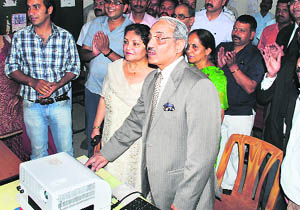  Justice Swatantra Kumar, sitting judge of the Supreme Court, launches website of his school in Mandi 