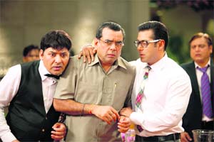 Salman Khan with Paresh Rawal and Sudesh Lahiri in Ready