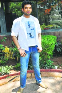 Strong Support: Karan Kundra