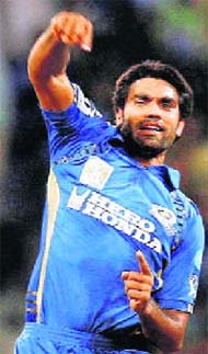 Munaf Patels accurate bowling has bolstered Mumbais bowling attack