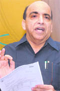 Dr Rajneesh Arora