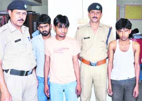 The three suspects who abducted a minor girl in police custody in Haridwar on Thursday