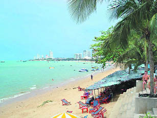 The lazy beaches of Pattaya in Thailand