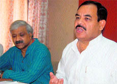 Harak Singh Rawat, Leader of Opposition in Uttarakhand Assembly, addresses mediapersons in Dehradun on Sunday