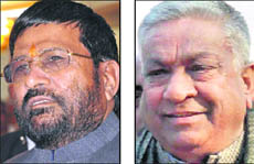 (L) CPS Zile Ram Sharma, Transport Minister Om Prakash Jain