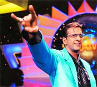 SHOWMAN: Jaaved Jafferi